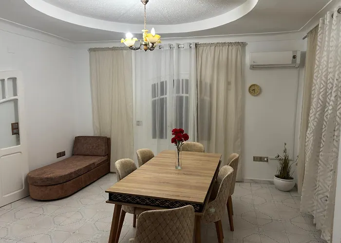 Maison Zeinbe 1